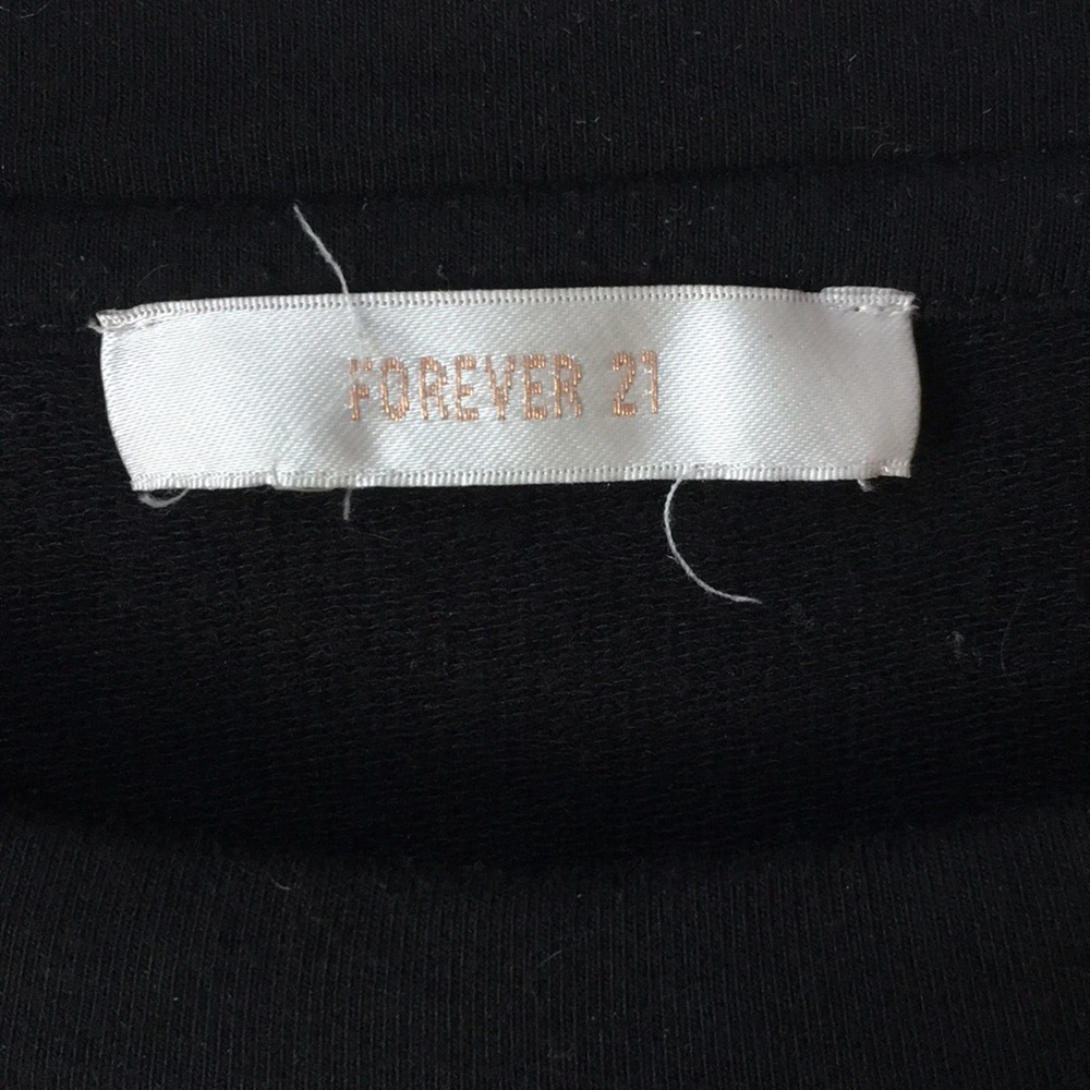 Embroidered Long Sleeve Graphic Tee - Picture 4 of 5